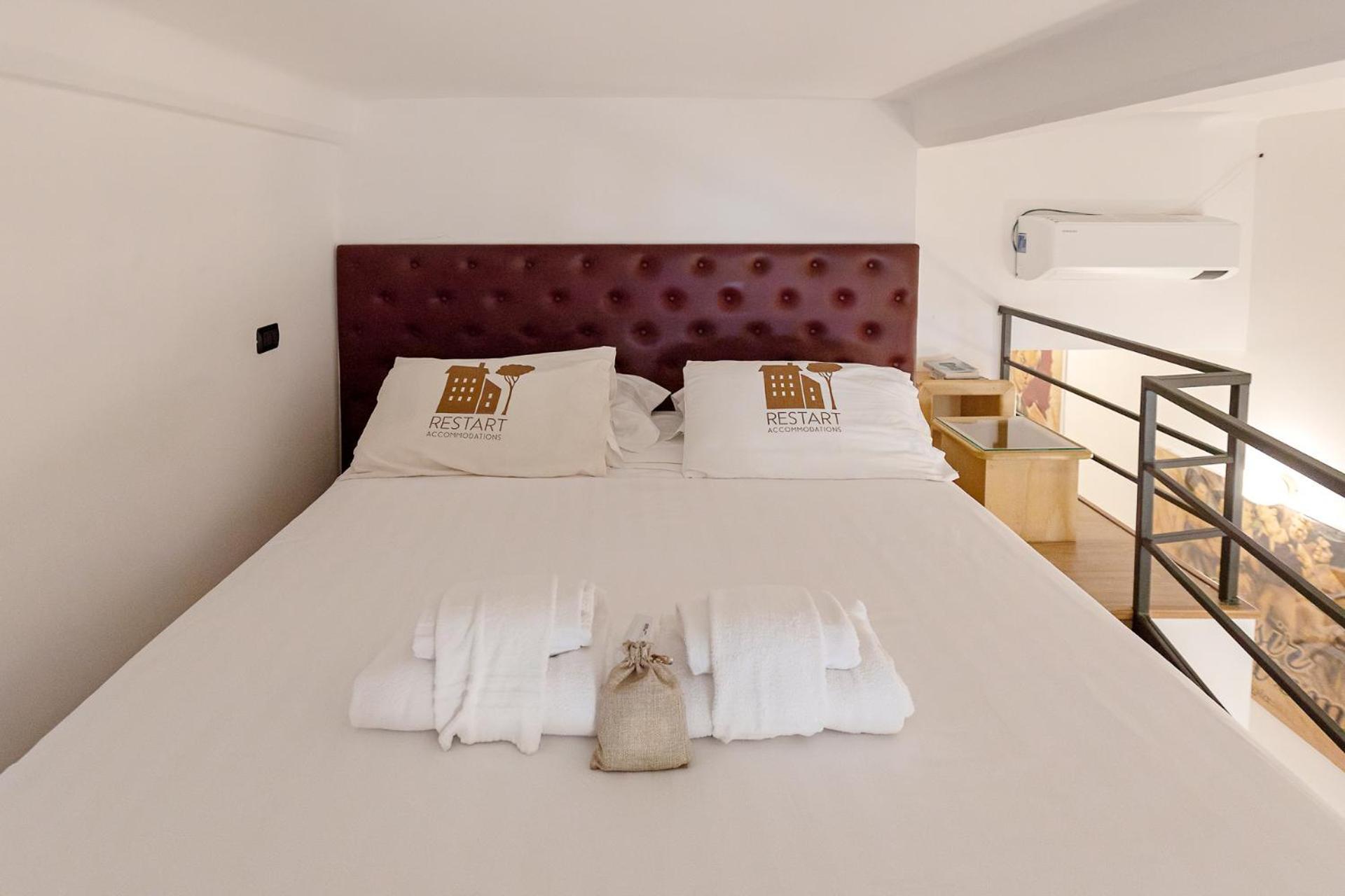 Restart Accommodations Colle Oppio E Paganini Рим Экстерьер фото