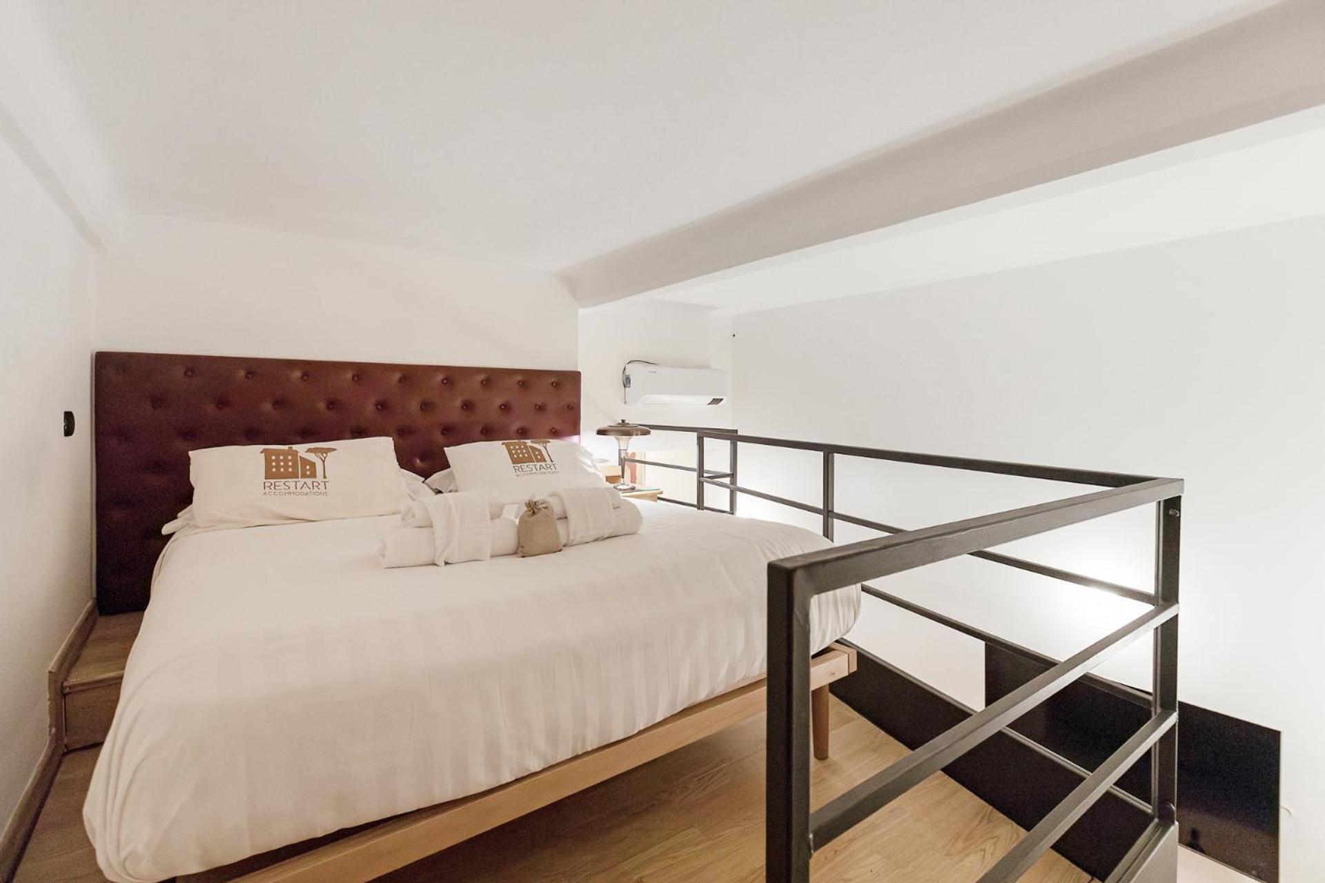 Restart Accommodations Colle Oppio E Paganini Рим Экстерьер фото